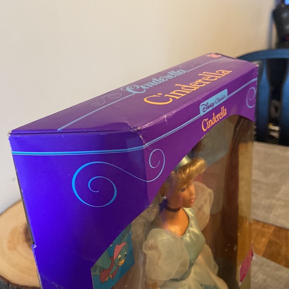 Vintage Mattel Disney Classics Cinderella Barbie Doll 1991 #1624 - Picture 7 of 7